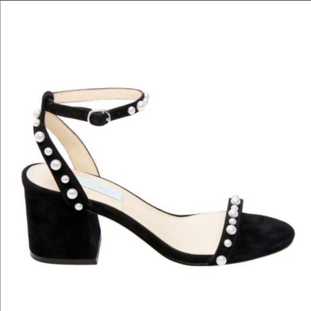 Heeled sandal